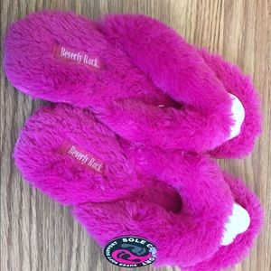 Fluffy flip flops